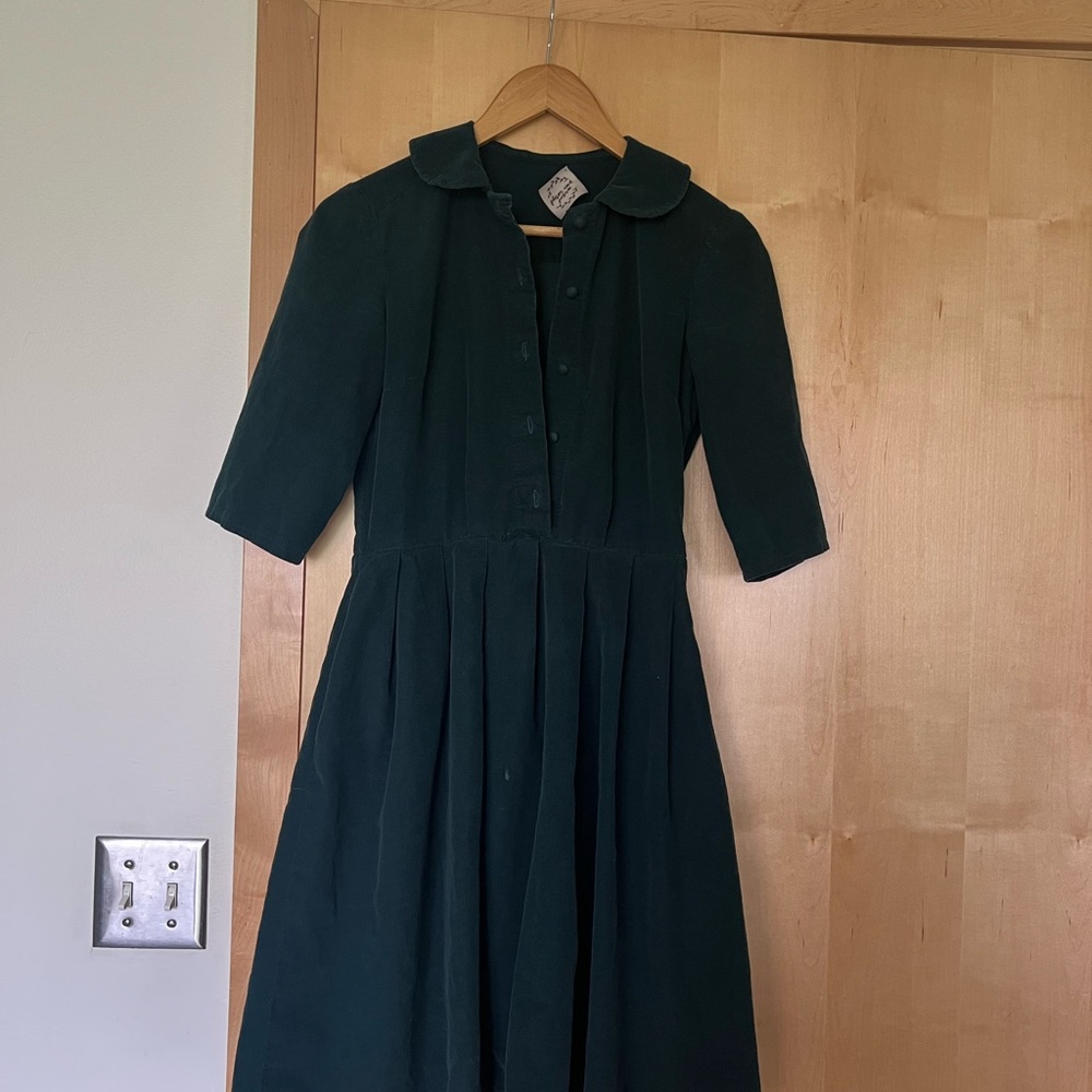 Plum & Pigeon Peter Pan corduroy  Green Dress